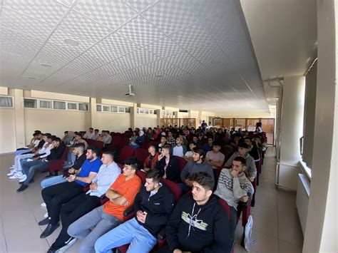 Kastamonu Üniversitesi’nde "İhtisas Odaklı Öğrenci Projeleri Bilim Şöleni" gerçekleştirildi